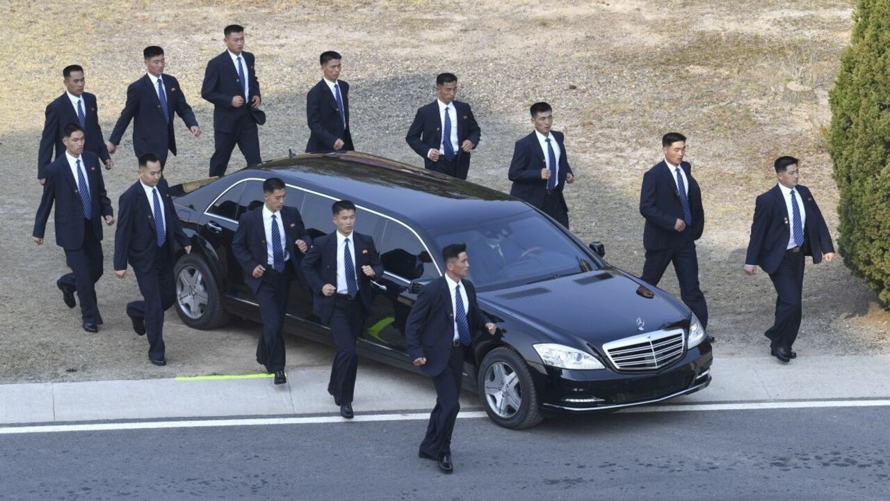 Fotogaléria: Takto vyzerala Kimova historická cesta za hranicu