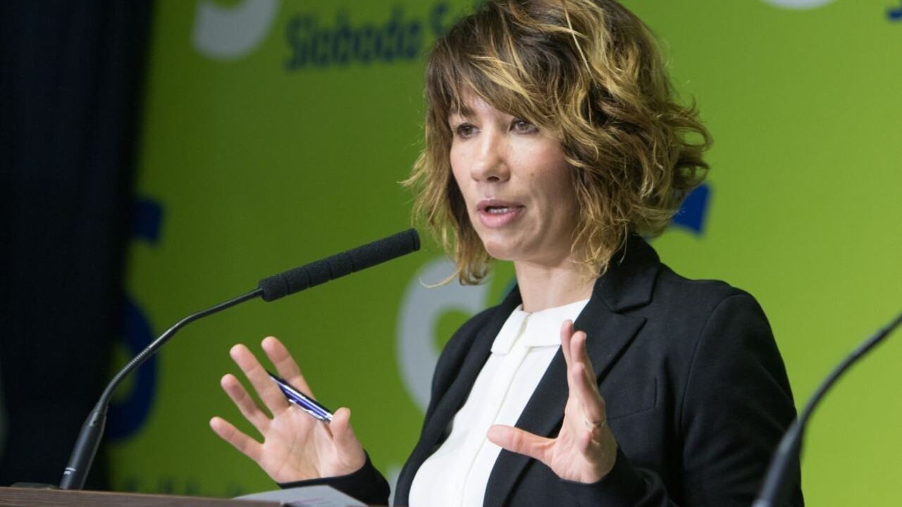 Matečná vraj od farmárov utiekla. Nicholsonová chce, aby odstúpila