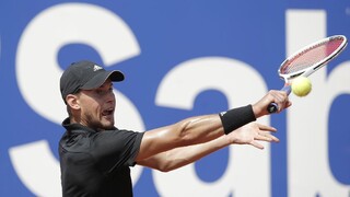 Thiem nečakane skončil v ATP, vyradil ho mladý Grék