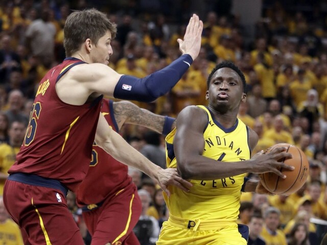 NBA: Oladipo tromfol LeBrona, Indiane pomohol k víťazstvu nad Clevelandom