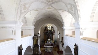 Našli nový spôsob financovania cirkví. Úplná odluka však nenastane