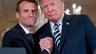 Záhada zmiznutého Macronovho stromu v Bielom dome sa vyriešila