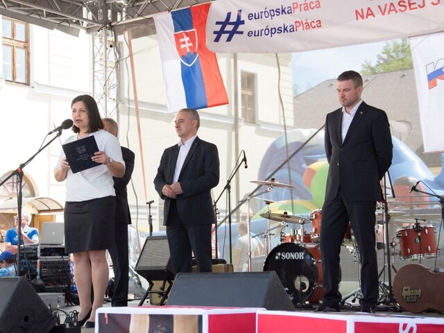 Premiér sa stretol s odborármi, otvorili problém nízkych platov