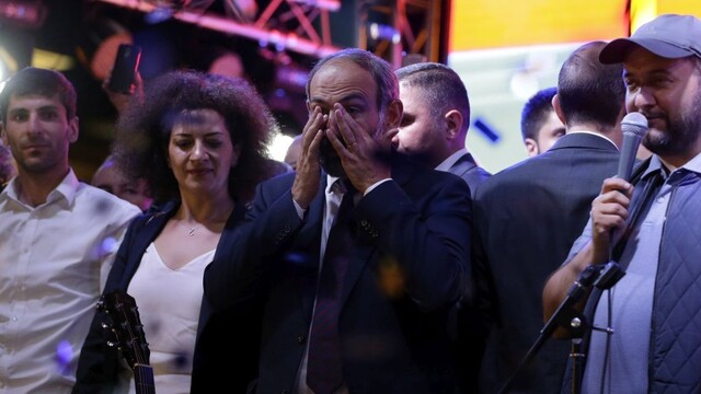 Opozičný líder zatiaľ premiérom nebude, nezískal dostatok hlasov