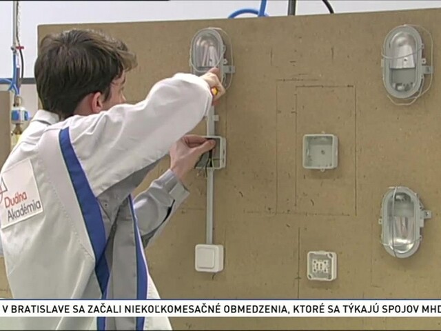 Duálne vzdelávanie bude pre firmy vďaka priamym platbám atraktívnejšie