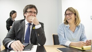 Katalánski poslanci nepočúvajú Madrid, chcú zvoliť Puigdemonta