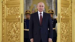Putin po štvrtý raz zložil prísahu, prezidentom bude do roku 2024