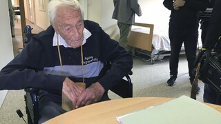 104-ročný vedec už nežije. Na cestu za smrťou sa mu poskladali