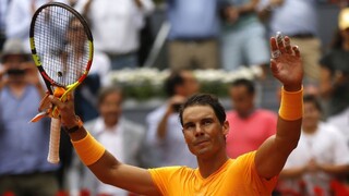 Nadal ničí jedného súpera za druhým, útočí na historické maximum