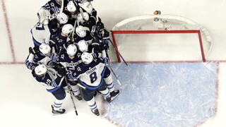 NHL: podiel na triumfe Winnipegu má syn slovenskej legendy