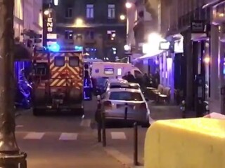 V centre Paríža útočil muž s nožom, polícia páchateľa zneškodnila