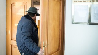 Sú miliónové zmenky falšované? Televízia podala trestné oznámenie