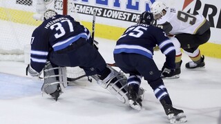 NHL: Tatar skóroval, zlatým rytierom pomohol vyrovnať stav série