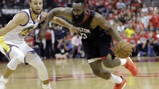 NBA: Golden State zdolali Houston, najlepším strelcom zápasu bol Harden