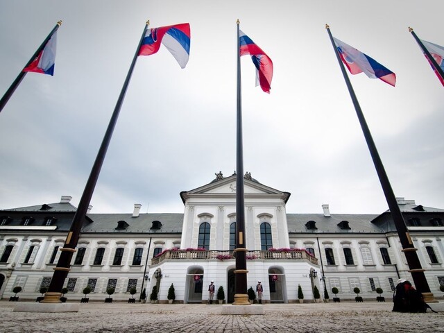 KDH, SaS a progresívci poslali prezidentovi list. Žiadajú ho o stretnutie vo veci zahraničnej politiky Slovenska
