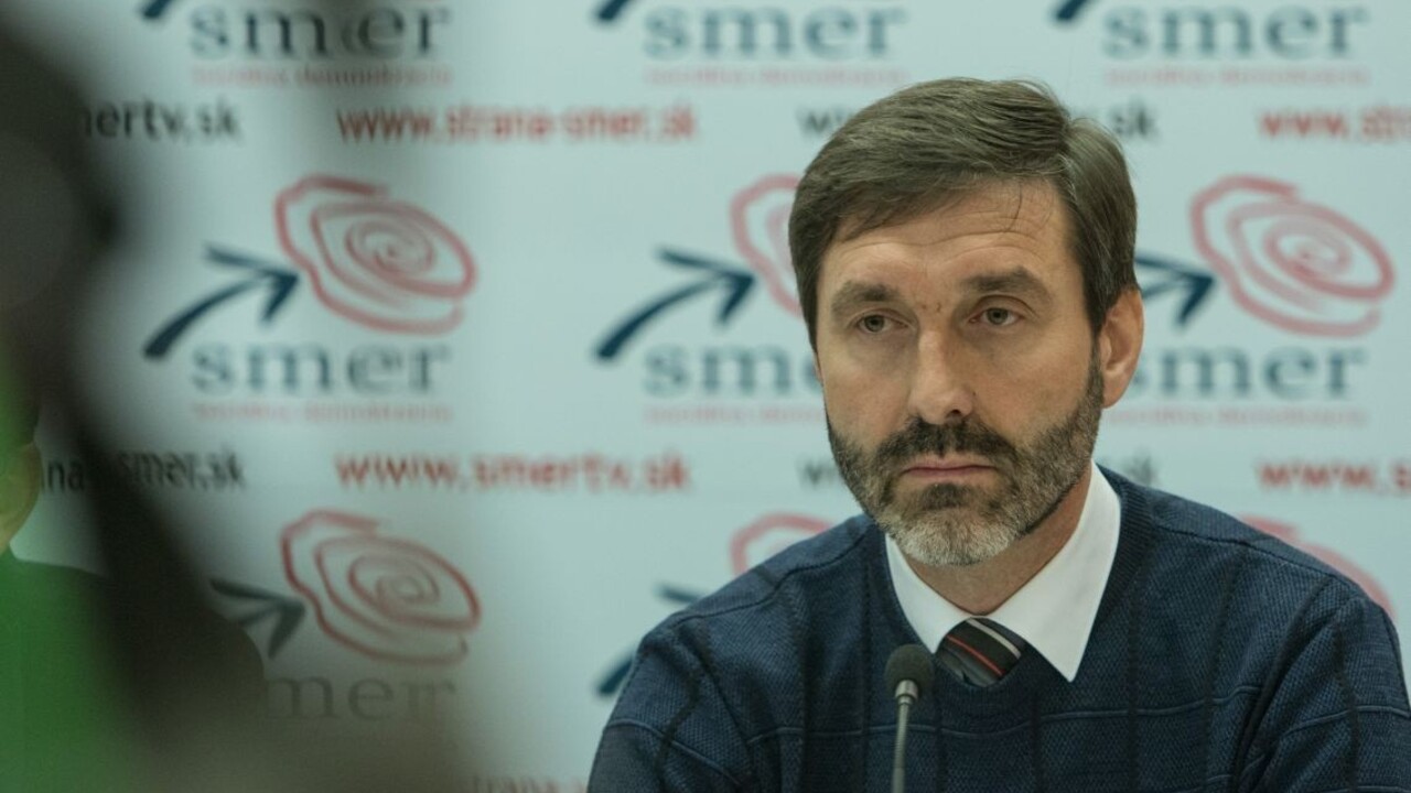 Kiska by mal zvážiť odstúpenie, tvrdia poslanci Smeru