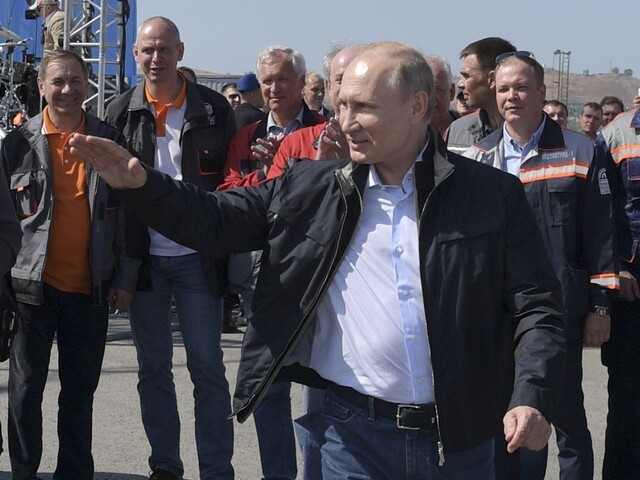 Putin otvoril nový most, spája Rusko s polostrovom Krym