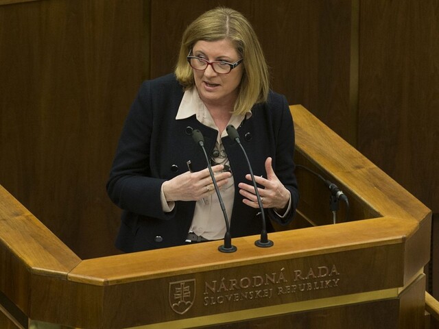 Matečná bude čeliť odvolávaniu, opozícia má dostatok podpisov