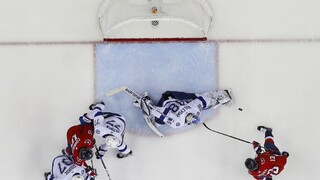 NHL: Tampa Bay triumfovala na ľade Washingtonu a vyrovnala sériu