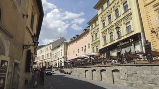 Viete, čo je trotuár? Miesto, ktoré pozná každý Banskoštiavničan