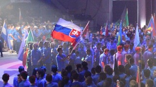 Naši šikovní študenti sa opäť vyberú na medzinárodnú robotickú olympiádu