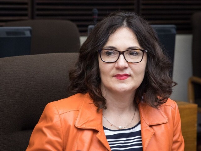 Vyššie platy či lepšie vybavenie škôl. Lubyová predstavila detaily reformy
