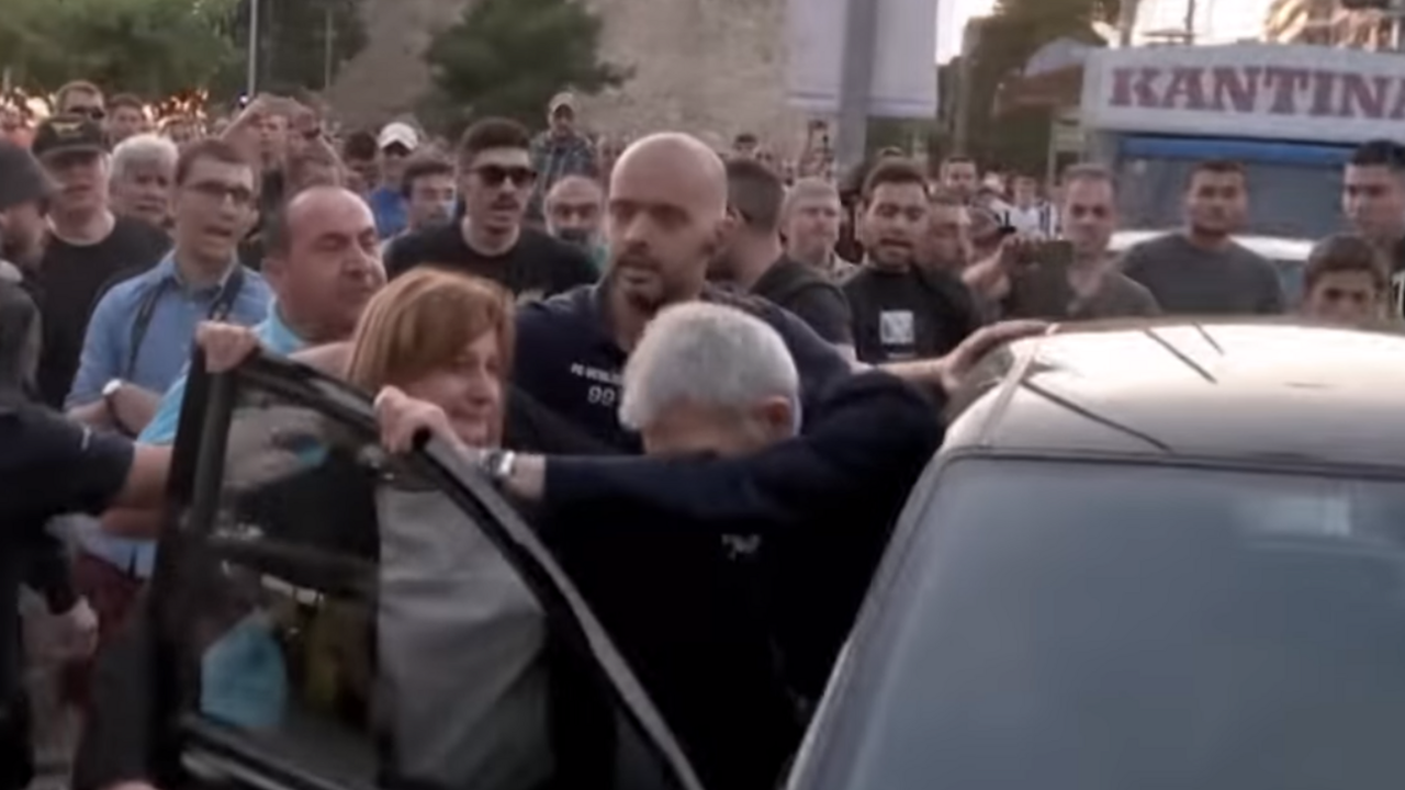 Starostu Solúna zmlátili nacionalisti, skončil v nemocnici