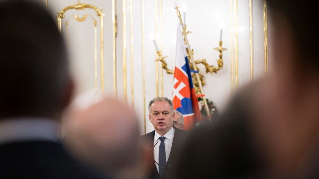 Kiska hradil obe kampane cez spoločnosť KTAG