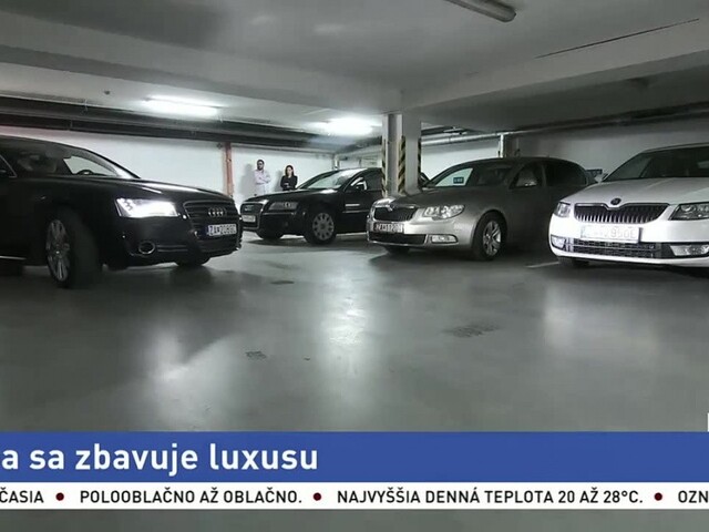 Jurinová predáva luxusné limuzíny. Trápne divadlo, tvrdí Blanár