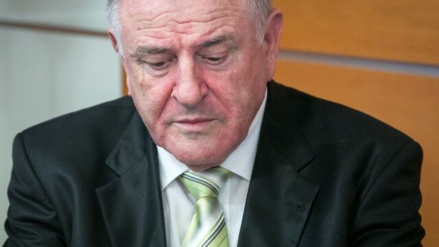 Čo Mečiar uvádzal ako dôvod kúpy vily Elektra po voľbách v roku 1998?