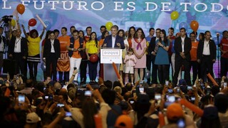 Kolumbia si nového prezidenta nezvolila, favorit vyvoláva obavy
