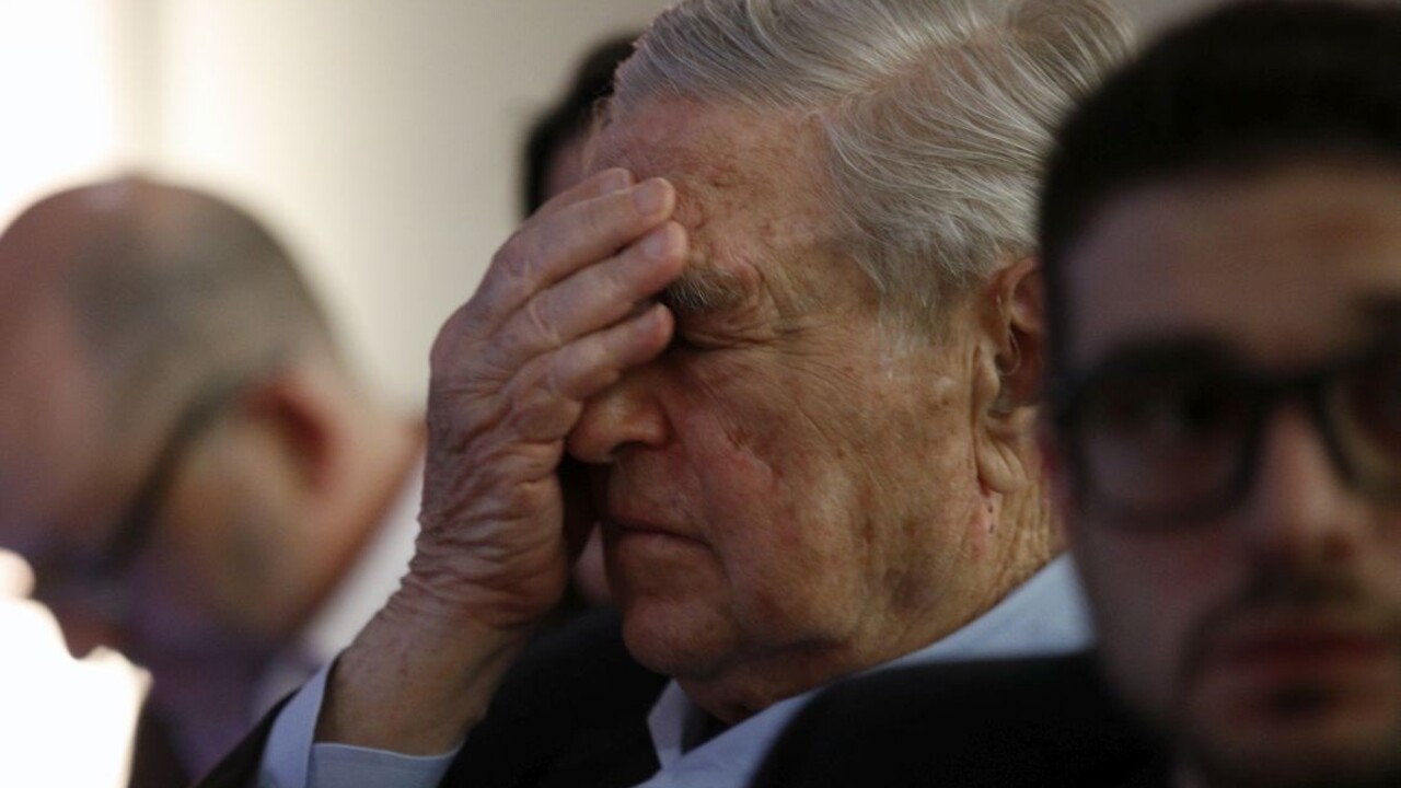 EÚ hrozí veľká finančná kríza, tvrdí Soros. Vidí tri hlavné riziká