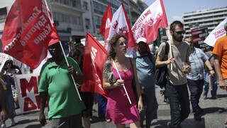 Ľudia v Grécku štrajkujú, nesúhlasia s reformnými opatreniami