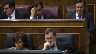 Po škandáloch čaká španielskeho premiéra hlasovanie o nedôvere