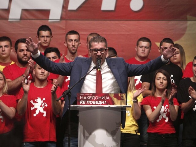 V Macedónsku protestovali proti zmene názvu krajiny, žiadajú predčasné voľby