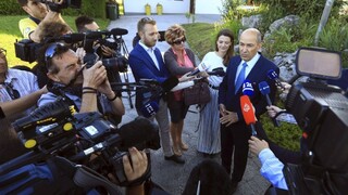 Slovinci si volia nový parlament, favoritom volieb je expremiér
