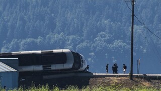 Nemci spomínajú na vlakovú tragédiu, pri Eschede vyhaslo 101 životov
