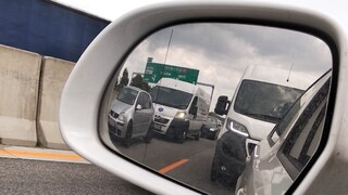 Diaľnicu do Bratislavy zablokovala nehoda, prejazdný je jeden pruh