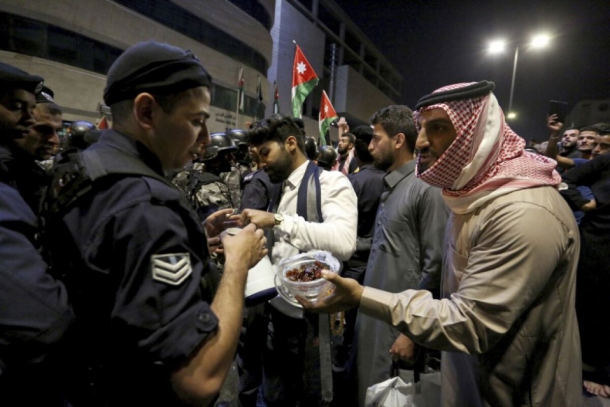 jordan-protests-03825-08cb03e6f01241e0a38e9268df0100a9_b91b3396.jpg