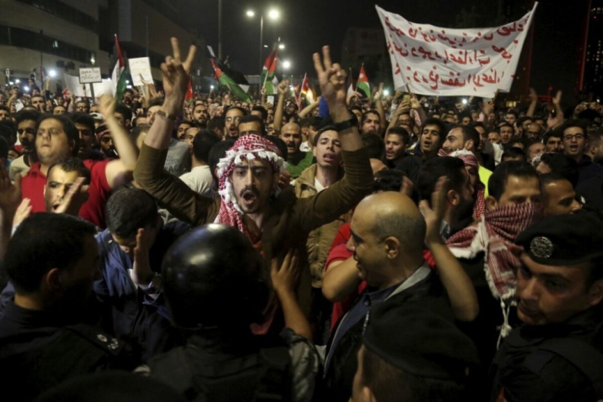 jordan-protests-41879-5219445672c44fb2b978fb6d15ccbae3_b7b1d532.jpg