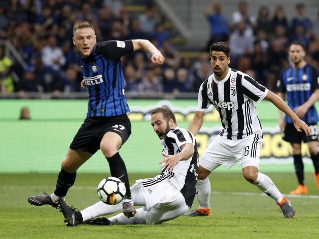 Škriniar by mal aj naďalej hrať za Inter Miláno, obe strany pracujú na zmluve