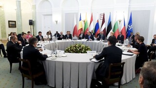 Ľudia našich krajín majú z Ruska strach, potvrdili prezidenti B9