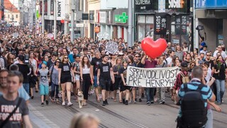 V Bratislave sa zišli davy ľudí, žiadali spravodlivosť pre Henryho