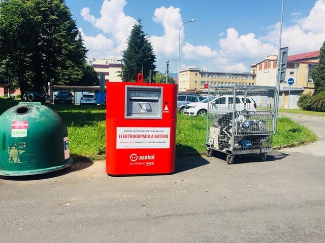 Odpad triedia na vyššej úrovni, Bystričanom pribudli špeciálne kontajnery