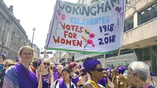 Britky vyšli do ulíc, pripomenuli si 100 rokov volebného práva žien