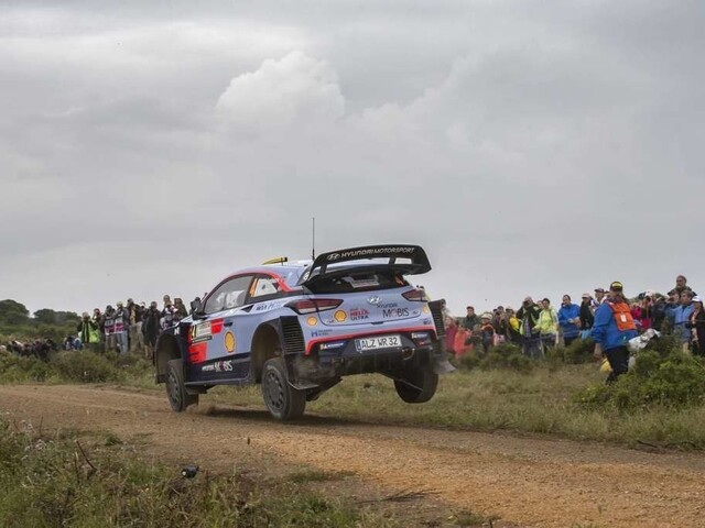Na Sardínii dominoval Neuville, Ogier stráca 27 bodov
