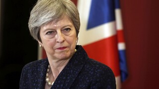Britská vláda zatiaľ víťazí v hlasovaní k zákonu o brexite