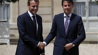 Macron rokoval s Contem, hlavnými témami boli eurozóna a migranti