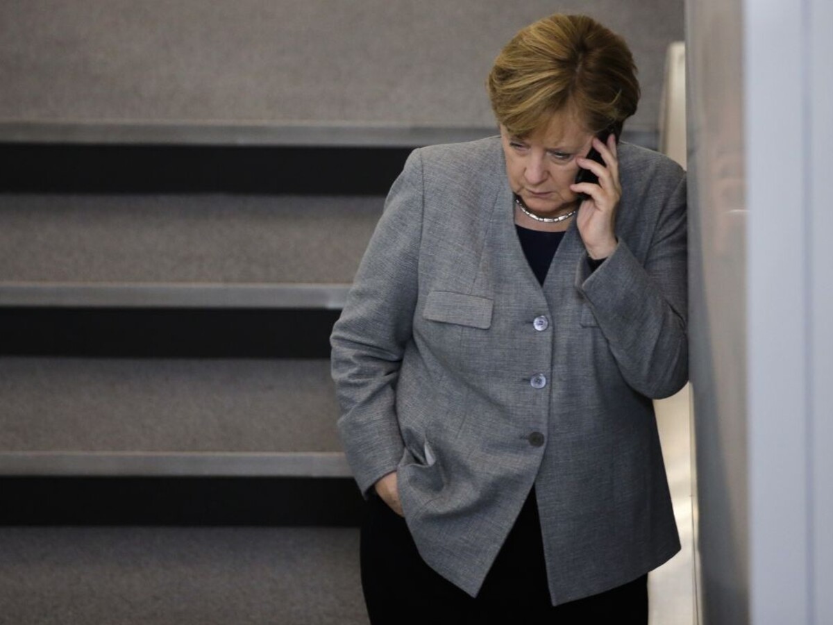 Merkelová plánuje špeciálny summit, chce nájsť riešenia migrácie
