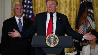 Obchodná vojna medzi USA a Čínou pokračuje, Peking chystá odvetu